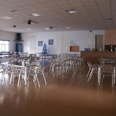 Hostal Velasco Valdelacalzada Eksteriør bilde